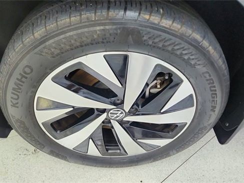 Used 2023 Volkswagen ID.4 Pro image 55