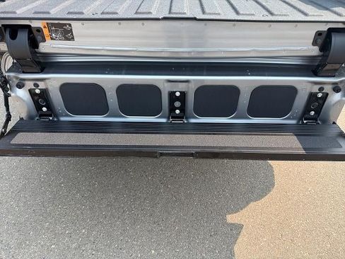 Used 2025 GMC Sierra 2500 AT4 AWD/4WD image 13
