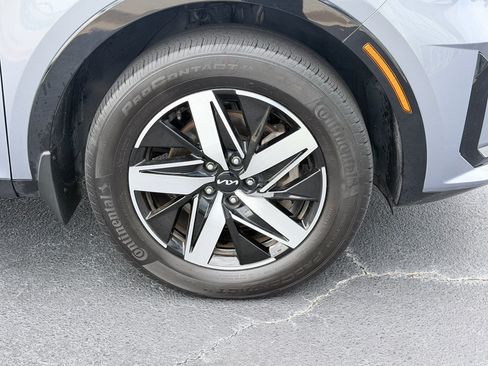 Used 2022 Kia Sorento S FWD image 35