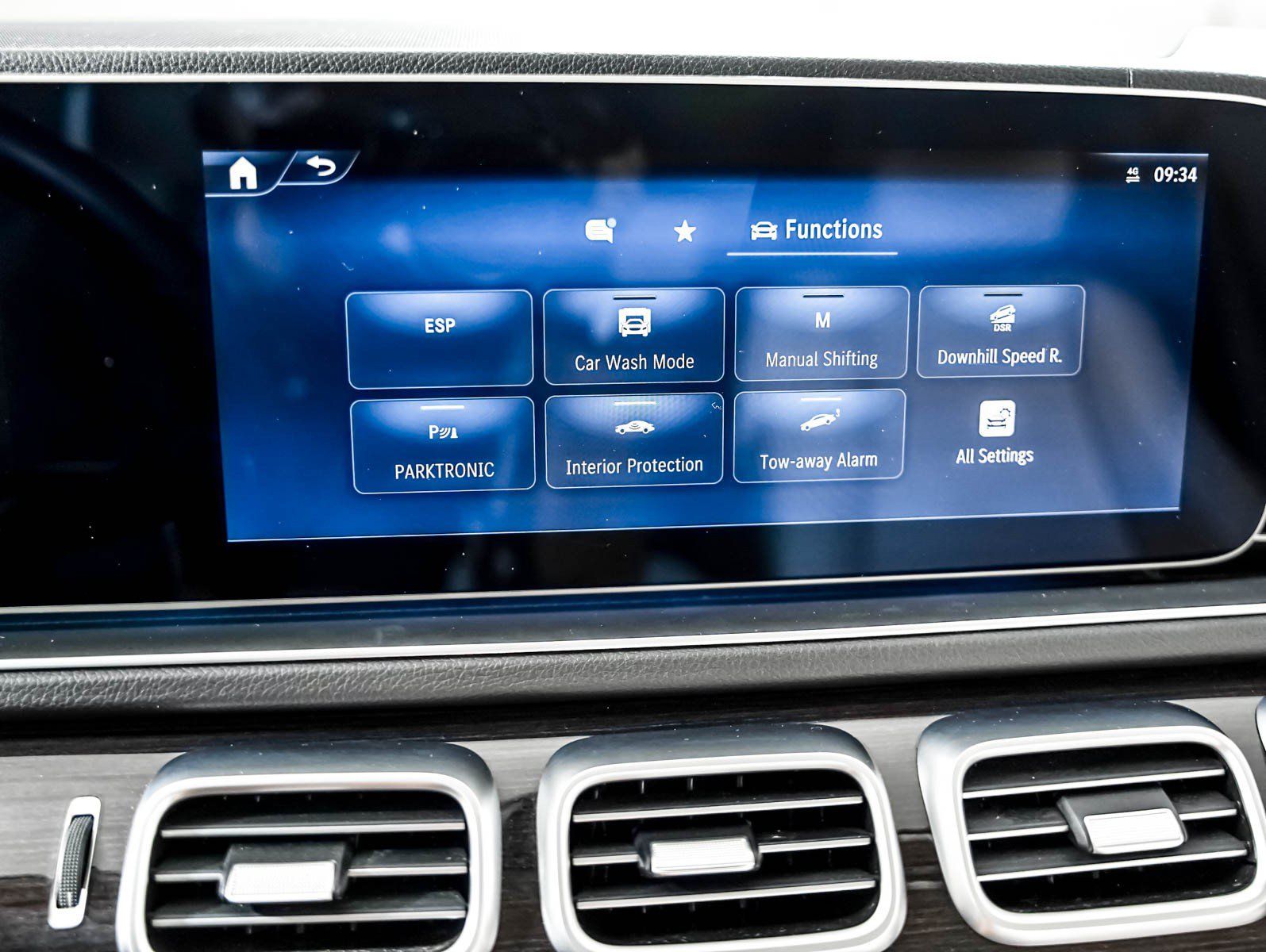 Certified 2024 Mercedes-Benz GLE 450e 4MATIC image 17