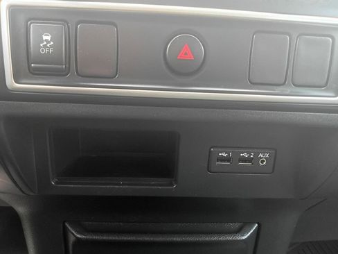 Used 2019 Nissan Titan S w/ S Utility Package RWD image 14