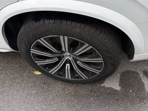 Used 2025 Volvo XC90 B6 Plus AWD/4WD image 12