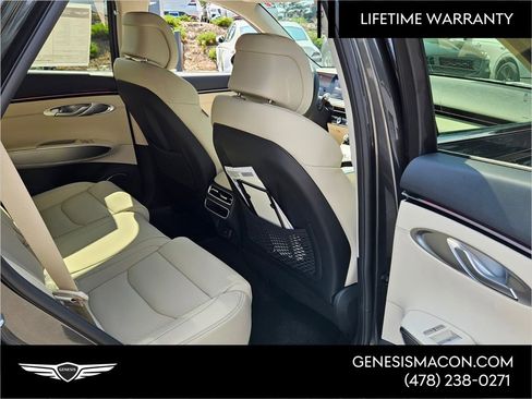New 2026 Genesis GV70 2.5T Select image 18