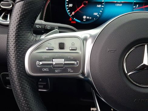 Certified 2023 Mercedes-Benz GLB 250 4MATIC image 21