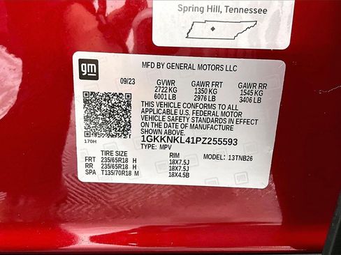 Used 2023 GMC Acadia SLE w/ Driver Convenience Package image 36