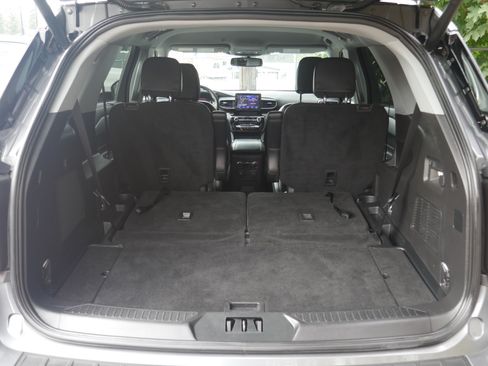 Certified 2024 Ford Explorer Limited AWD/4WD image 25