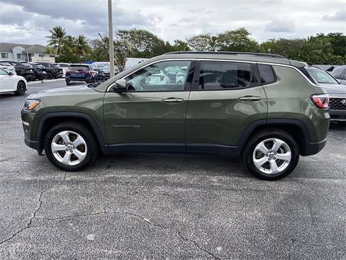 Used 2019 Jeep Compass Latitude image 5