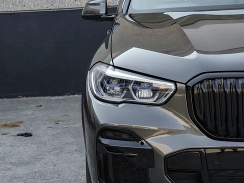 Used 2022 BMW X5 xDrive40i w/ M Sport Package image 62