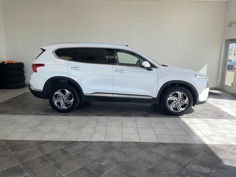 Used 2023 Hyundai Santa Fe SEL w/ Premium Package image 5