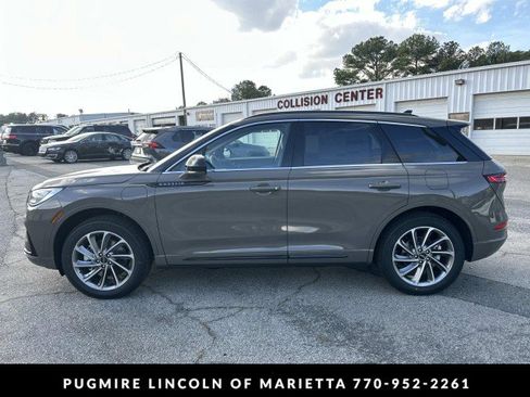 New 2026 Lincoln Corsair Grand Touring w/ Rear Removable Package Tray image 4