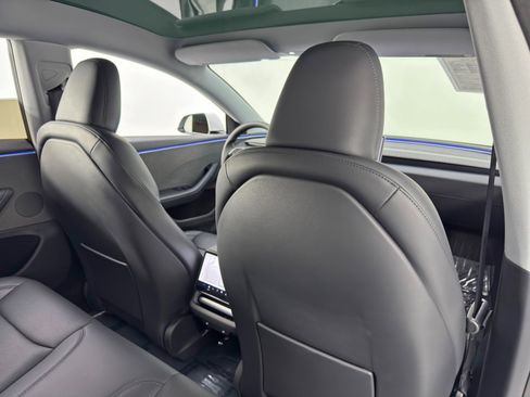 Used 2024 Tesla Model 3 Long Range image 40