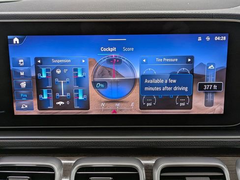 Used 2024 Mercedes-Benz GLS 450 4MATIC image 17