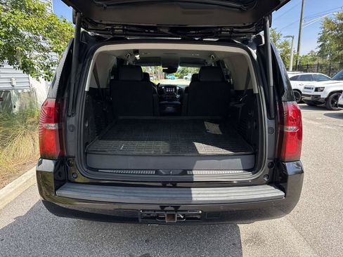 Used 2019 Chevrolet Tahoe Premier w/ RST Edition RWD image 11