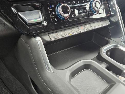 New 2026 GMC Sierra 3500 Denali image 13