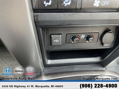 Used 2023 Toyota 4Runner Limited AWD/4WD image 18