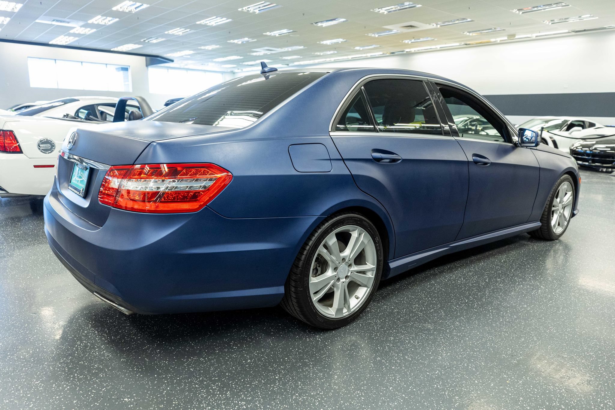 Used 2013 Mercedes-Benz E 350 Sedan image 4