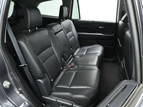 Used 2020 Honda Pilot Touring image 20