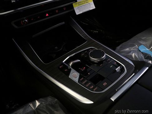 Used 2026 BMW X5 xDrive40i w/ M Sport Package image 25