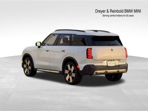 Certified 2025 MINI Cooper Countryman S w/ Comfort Package Max image 7