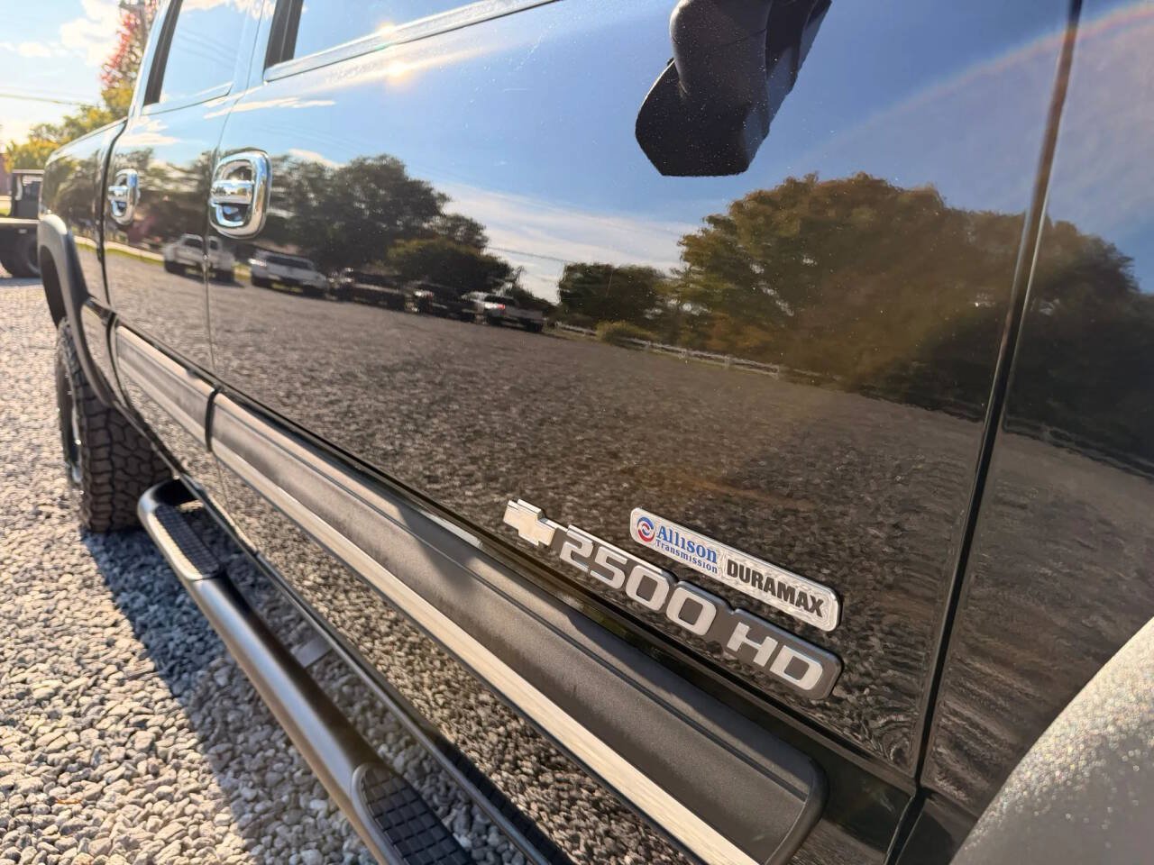 Used 2007 Chevrolet Silverado 2500 LT w/ Heavy-Duty Power Package AWD/4WD image 11