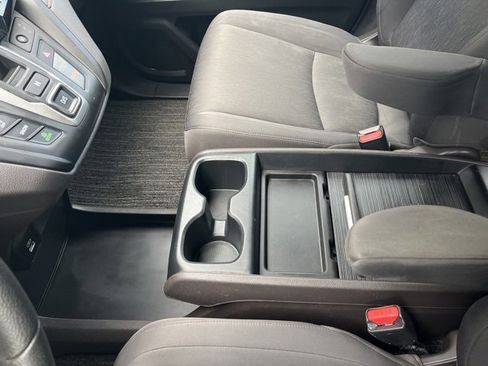 Used 2023 Honda Odyssey EX image 13