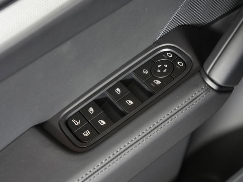 New 2026 Porsche Cayenne S AWD/4WD image 15