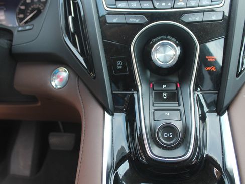 Used 2022 Acura RDX FWD w/ Technology Package image 12