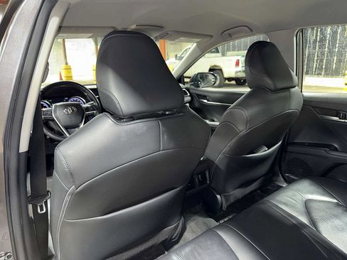 Certified 2023 Toyota Camry XLE FWD image 27