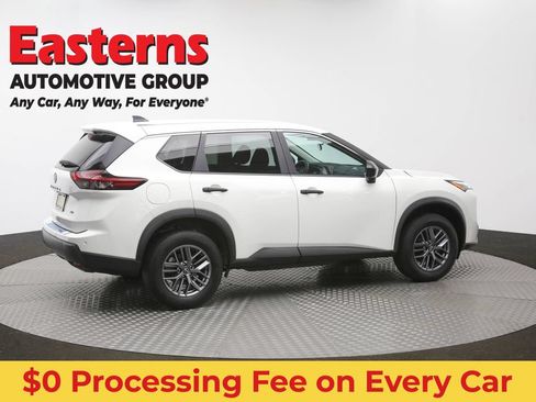 Used 2024 Nissan Rogue S AWD/4WD image 43