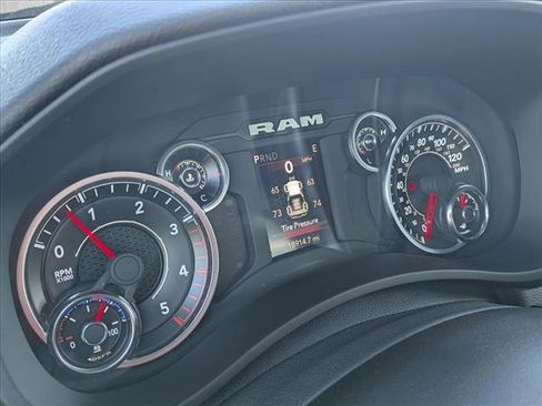 Used 2024 RAM 3500 Big Horn w/ Sport Appearance Package image 11