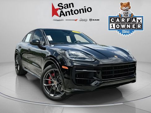 Used 2024 Porsche Cayenne S AWD/4WD image 1