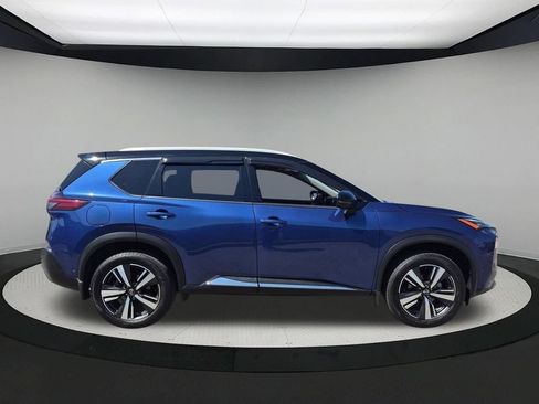 Used 2023 Nissan Rogue SL w/ SL Premium Package FWD image 9