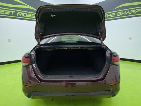 Used 2024 Nissan Sentra SV image 9