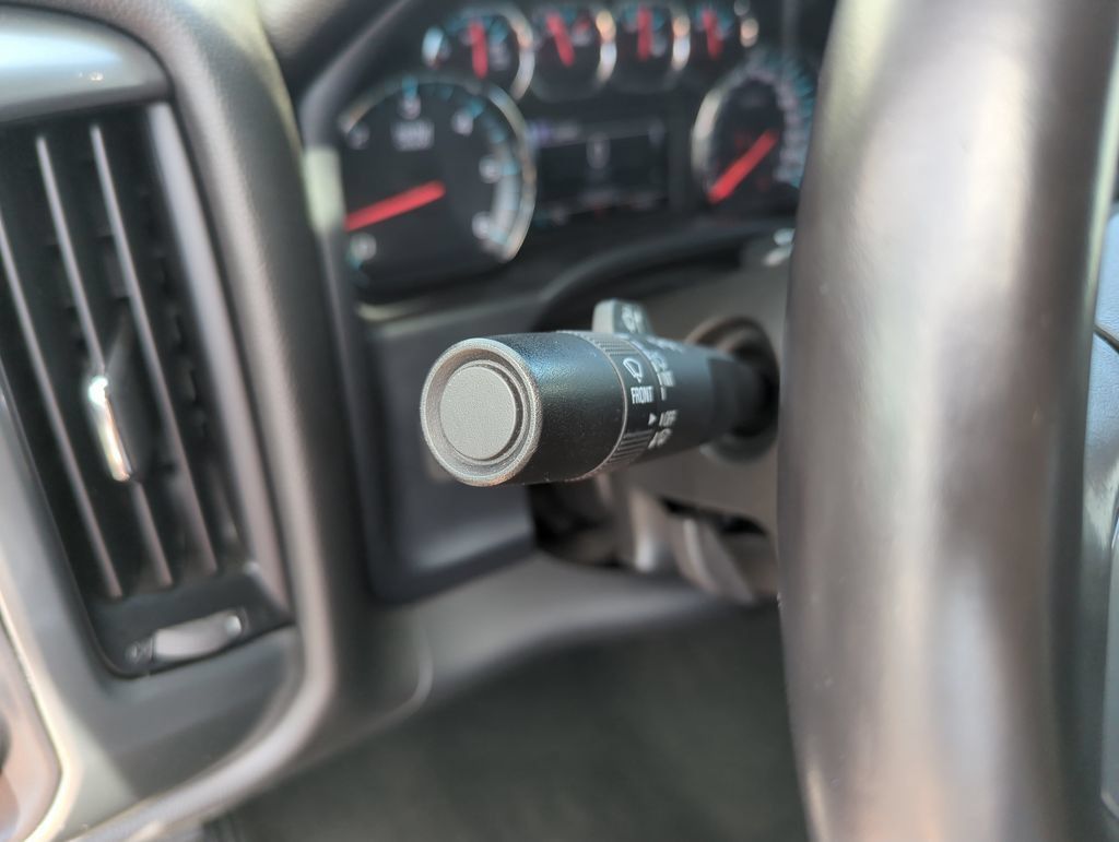 Used 2018 Chevrolet Silverado 1500 LT w/ All Star Edition AWD/4WD image 21