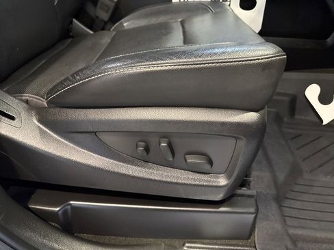 Used 2016 Chevrolet Silverado 3500 LTZ w/ Duramax Plus Package image 13