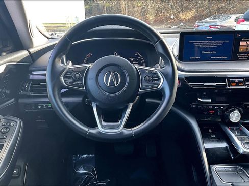 Used 2023 Acura MDX SH-AWD w/ Technology Package image 5