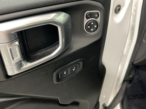 Used 2021 Jeep Wrangler Unlimited Sport AWD/4WD image 21