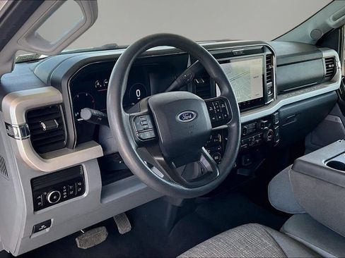 Used 2026 Ford F250 XLT w/ XLT Premium Package AWD/4WD image 17