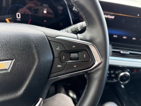 Used 2024 Chevrolet Trax RS w/ Driver Confidence Package image 24