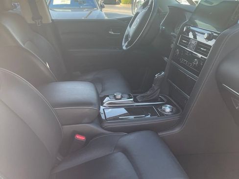 Used 2024 INFINITI QX80 Luxe AWD/4WD image 6