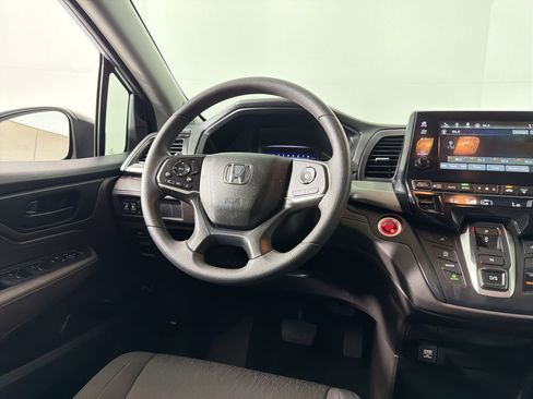 Used 2020 Honda Odyssey EX image 26