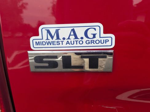 Used 2011 RAM 1500 Classic SLT w/ Remote Start & Security Group AWD/4WD image 19
