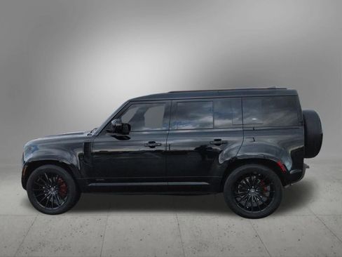 Used 2020 Land Rover Defender 110 X image 3