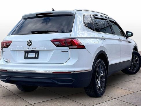 Used 2022 Volkswagen Tiguan SE image 12