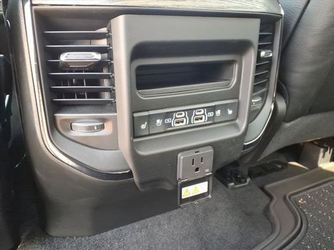 Used 2026 RAM 1500 Limited AWD/4WD image 18