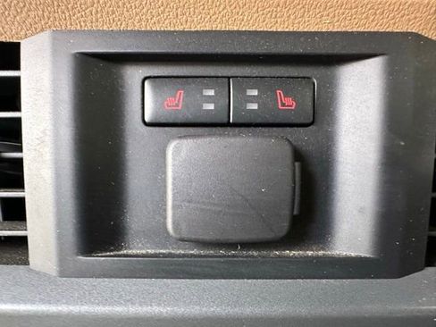 Certified 2022 Ford F150 Lariat w/ Equipment Group 502A High AWD/4WD image 31