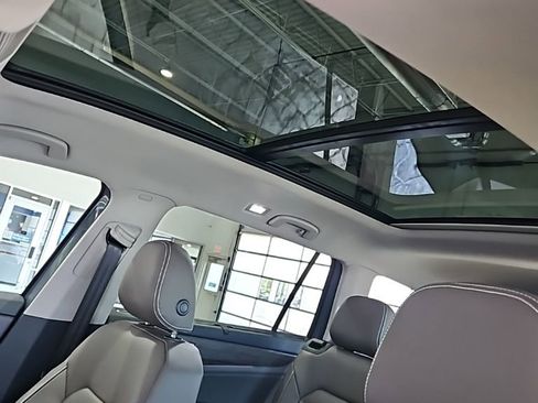 New 2026 Volkswagen Atlas SEL AWD/4WD image 32