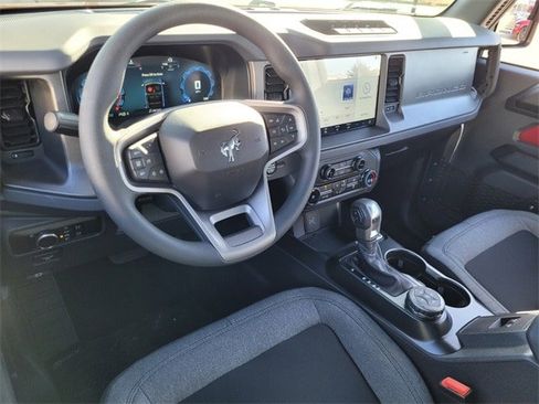 New 2025 Ford Bronco Base w/ Sasquatch Package image 32