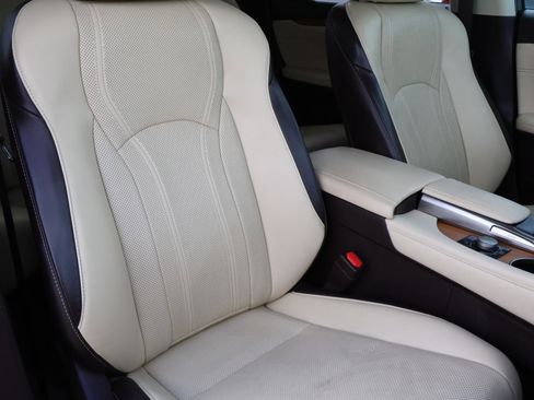 Used 2018 Lexus RX 350 FWD w/ Premium Package image 17