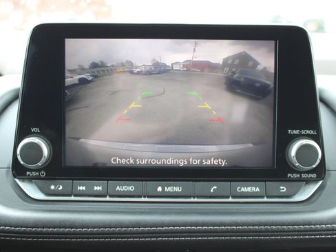 Certified 2022 Nissan Rogue SV image 21